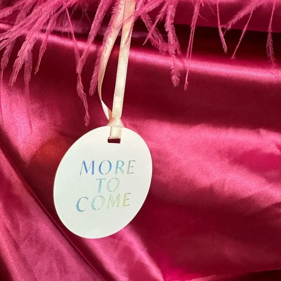 MORE TO COME Dress Size Medium - Picture 5 of 7